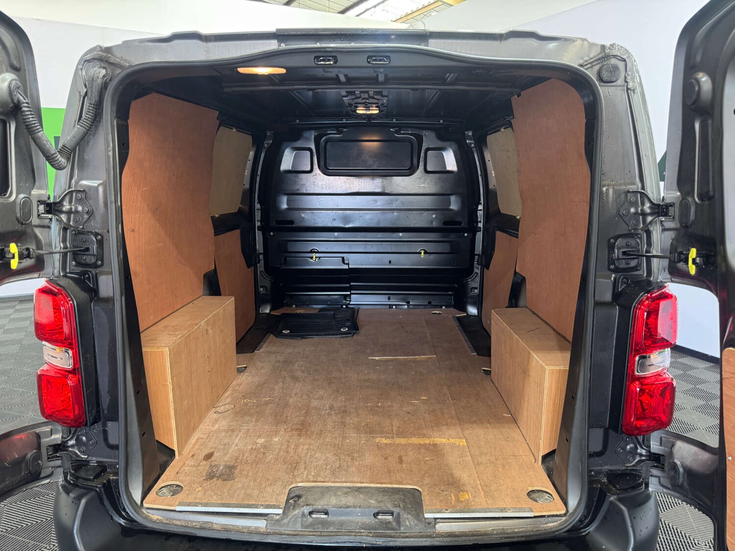 Used Citroen Dispatch 2022 for sale - 75830284: Photo 29