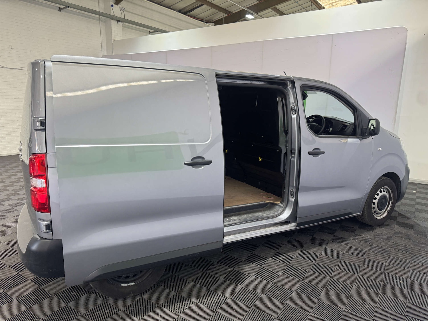 Used Peugeot Expert 2022 for sale - 75639978: Photo 14