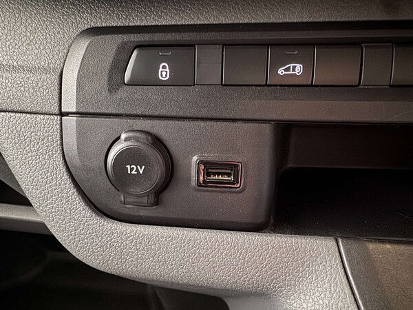 Used Peugeot Expert 2022 for sale - 75639978: Photo 23