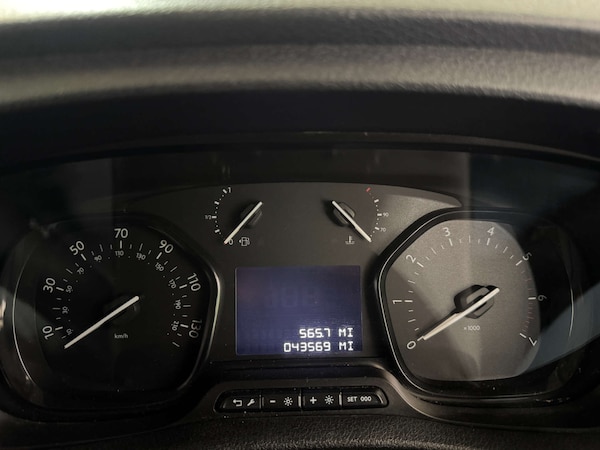 Used Peugeot Expert 2022 for sale - 75639978: Photo 28