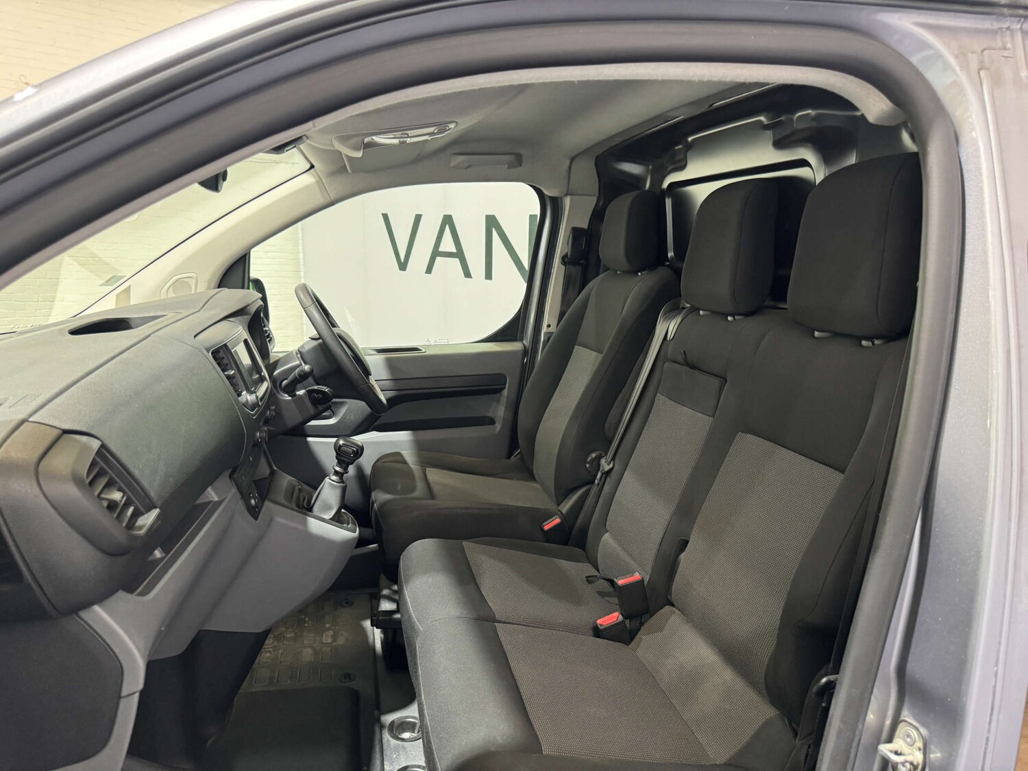 Used Peugeot Expert 2022 for sale - 75639978: Photo 31