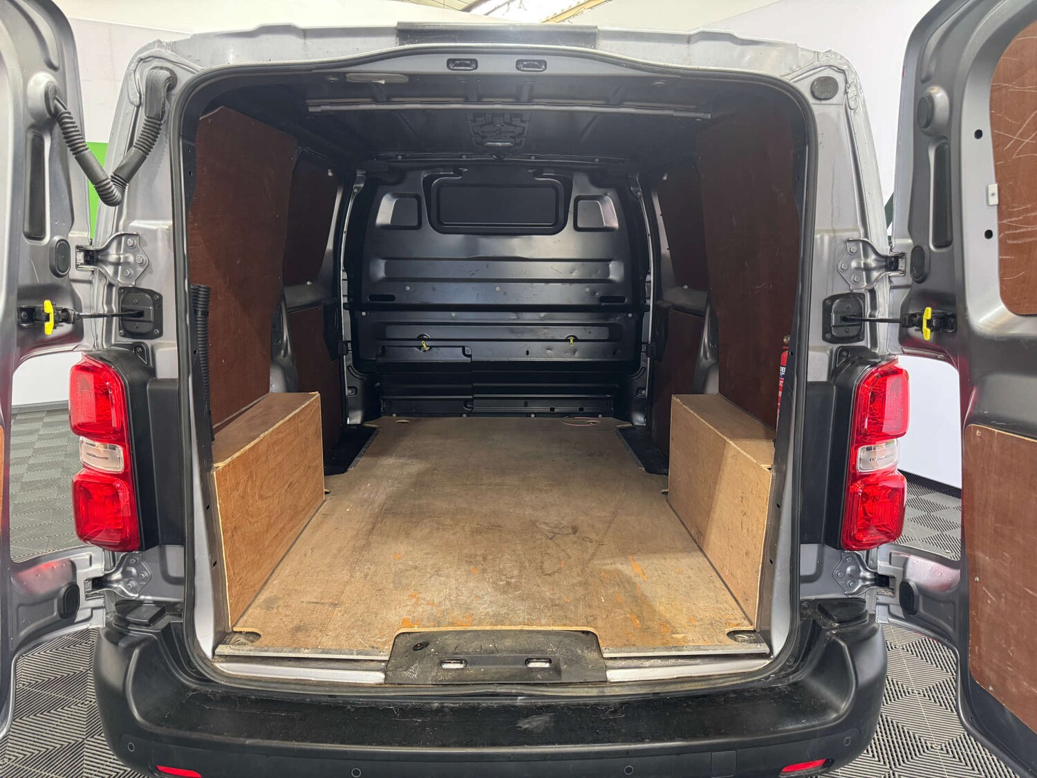 Used Peugeot Expert 2022 for sale - 75639978: Photo 40