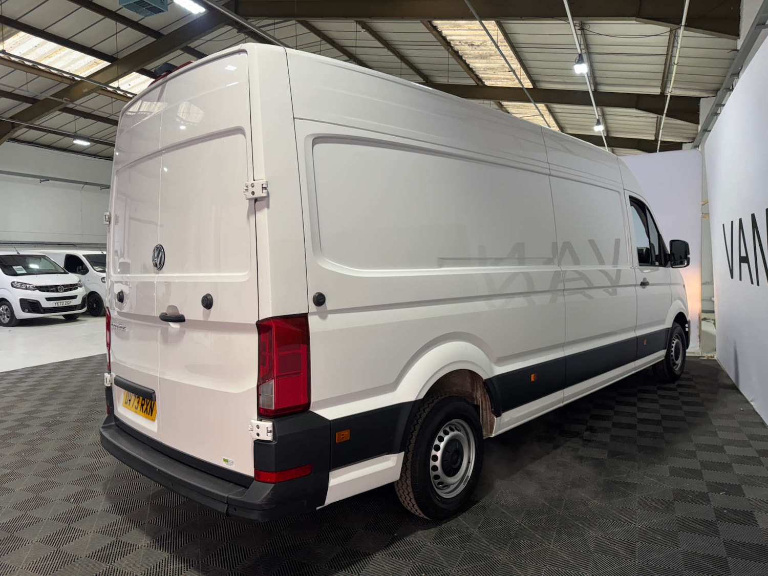 Used Volkswagen Crafter 2023 for sale - 77845598: Photo 8