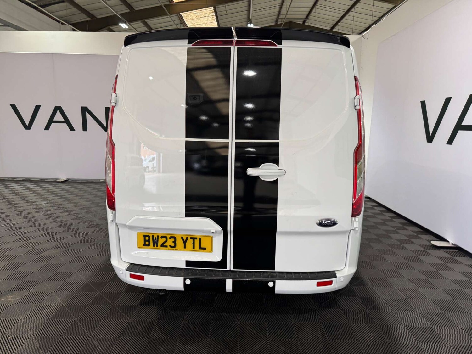 Used Ford Transit Custom 2023 for sale - 76601968: Photo 5