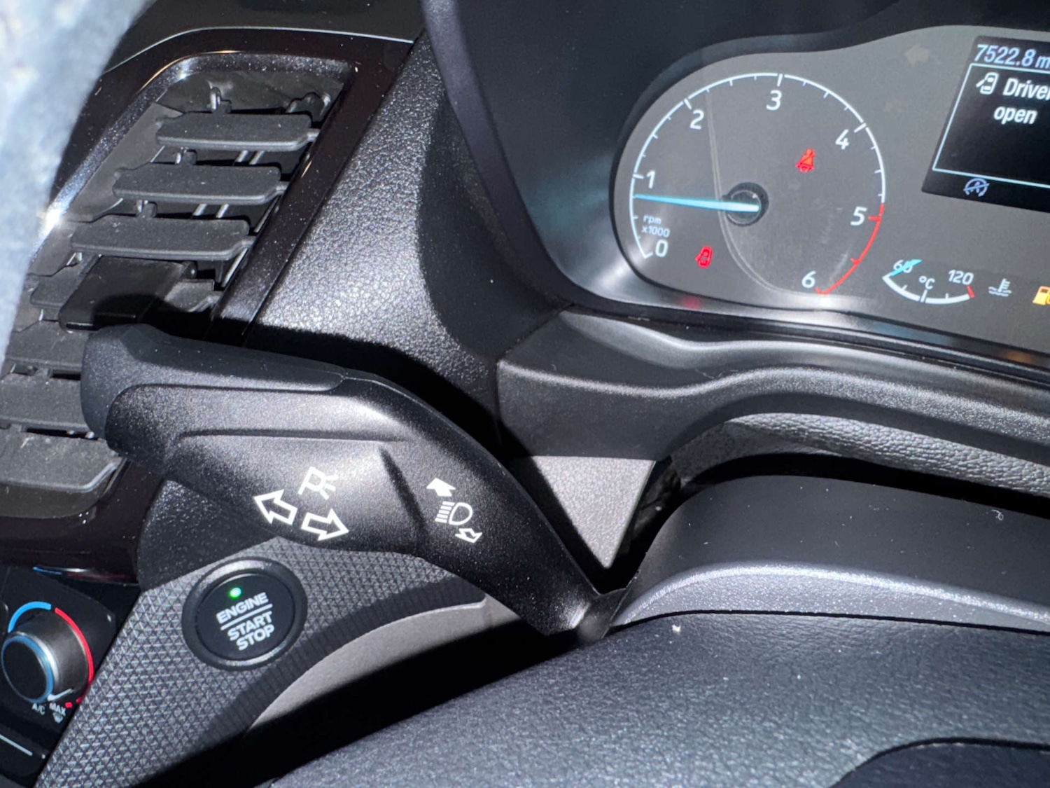 Used Ford Transit Connect 2024 for sale - 77189533: Photo 37