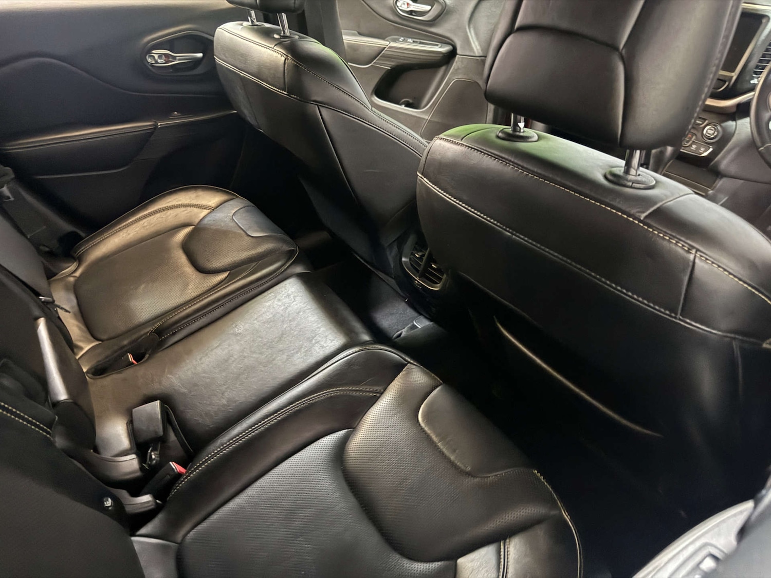 Used Jeep Cherokee 2015 for sale - 77950429: Photo 16