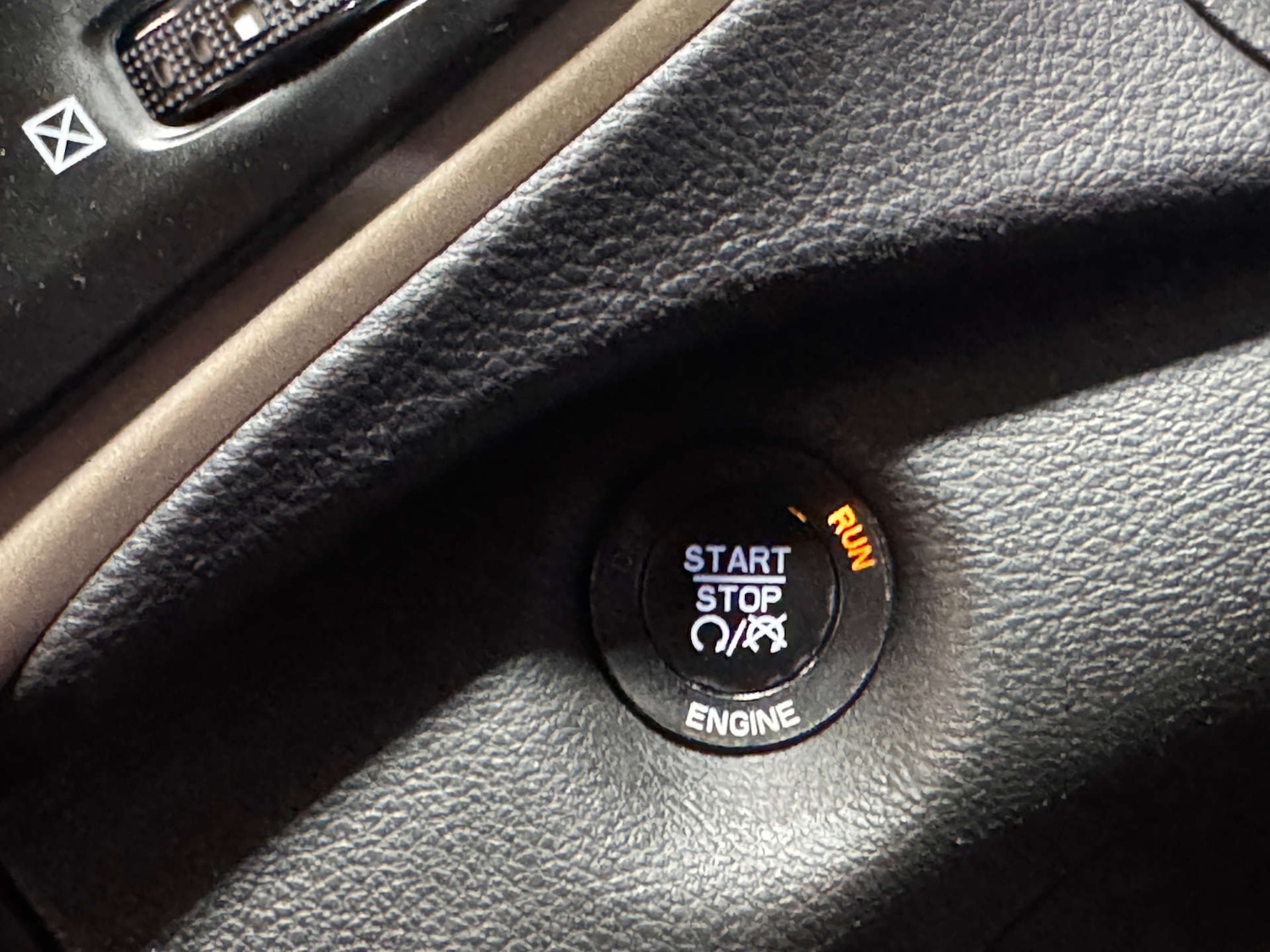 Used Jeep Cherokee 2015 for sale - 77950429: Photo 25