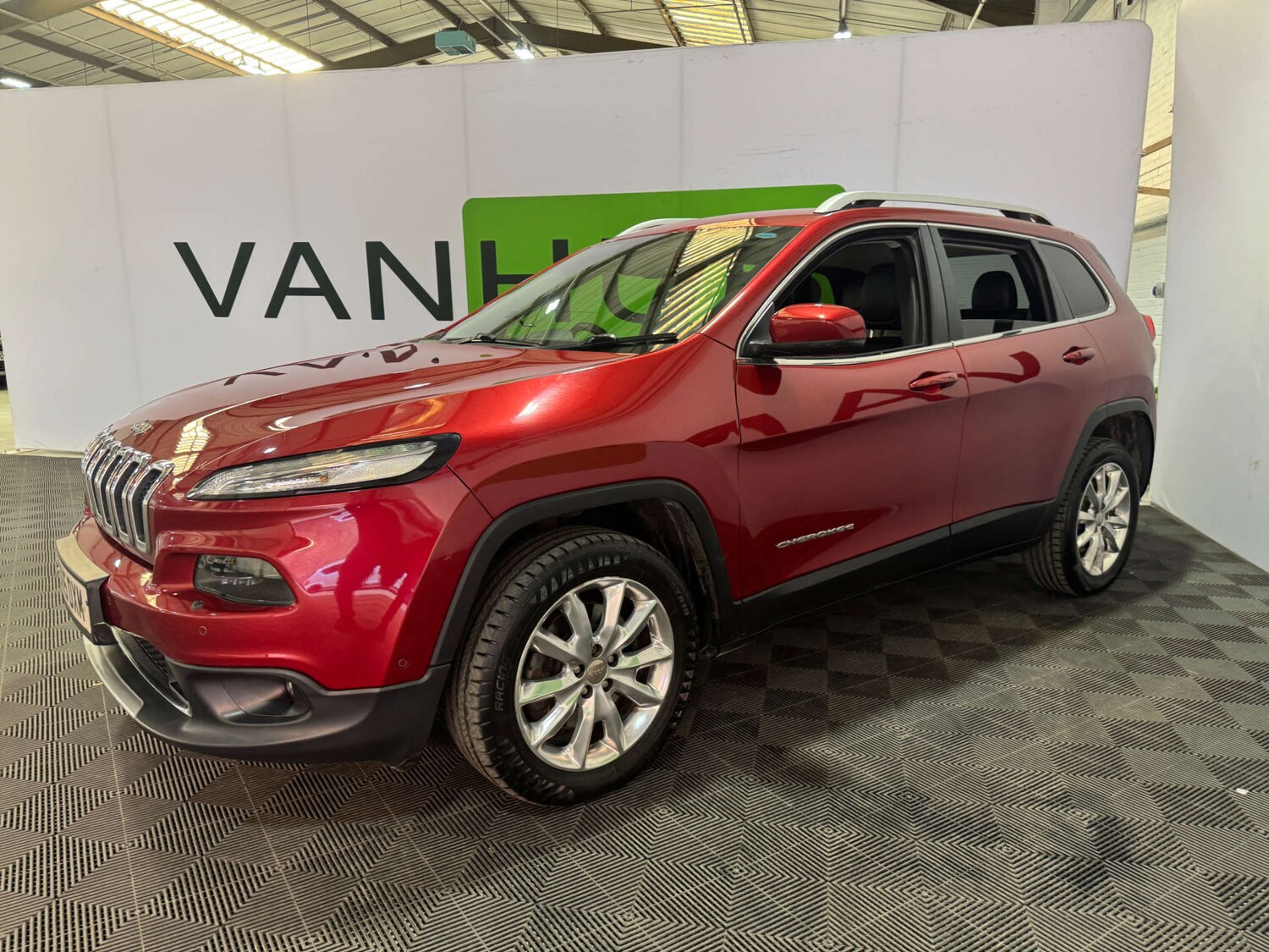 Used Jeep Cherokee 2015 for sale - 77950429: Photo 6
