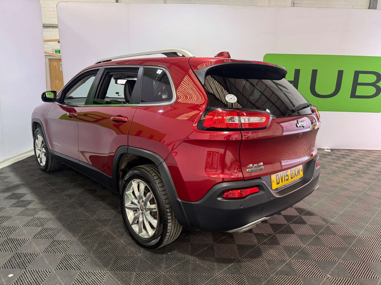 Used Jeep Cherokee 2015 for sale - 77950429: Photo 7