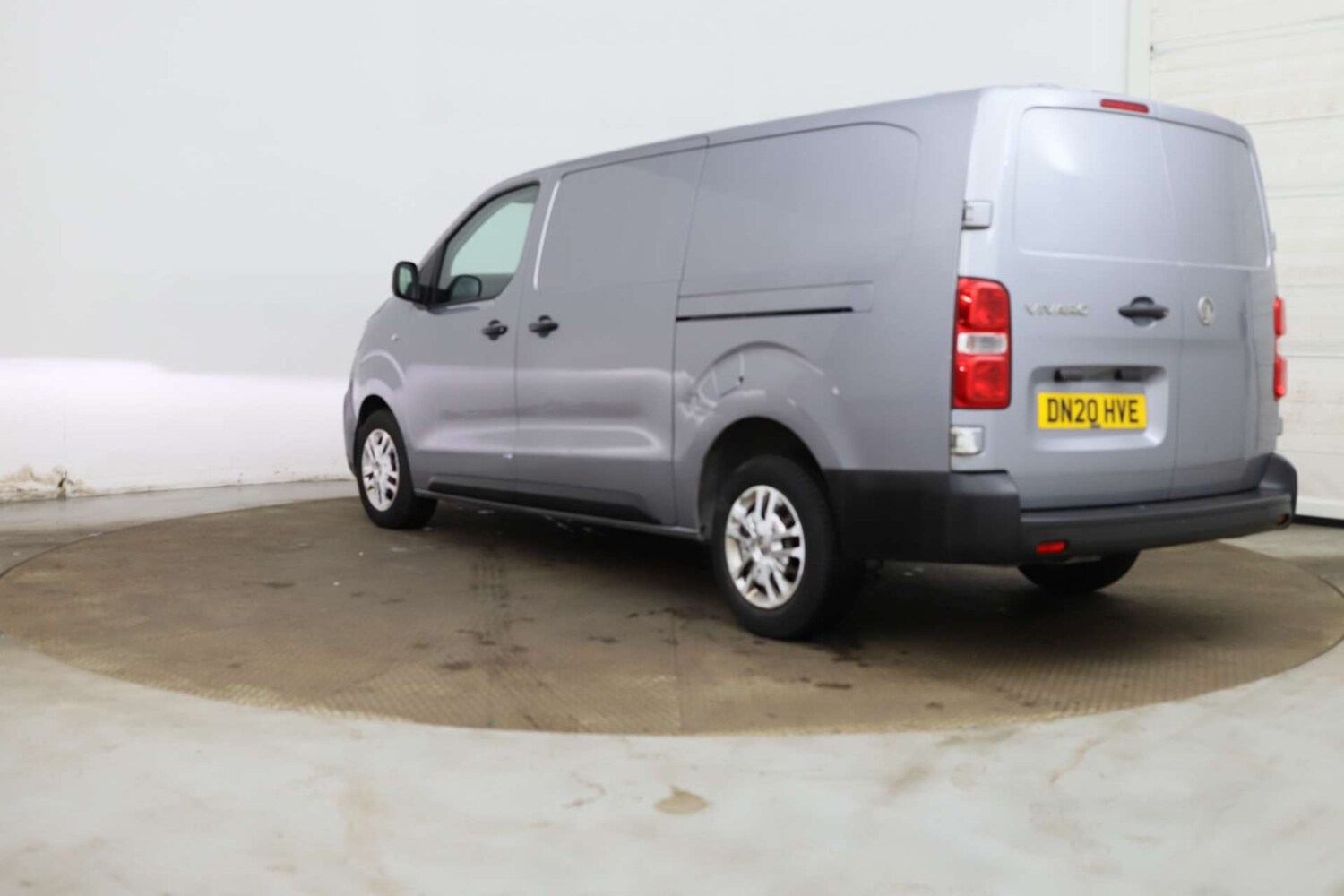 Used Vauxhall Vivaro 2020 for sale - 76352623: Photo 3