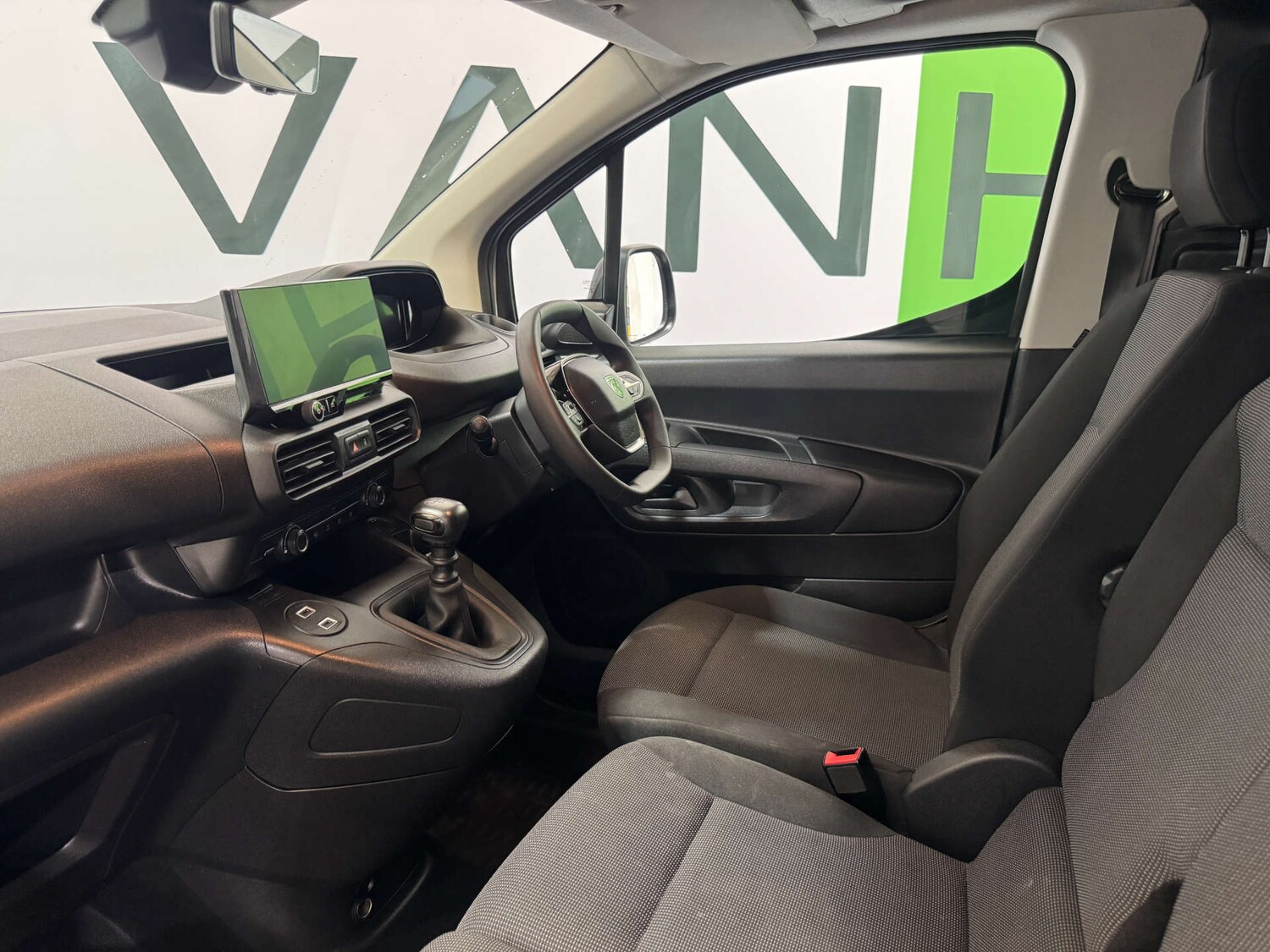 Used Peugeot Partner 2024 for sale - 76601667: Photo 26