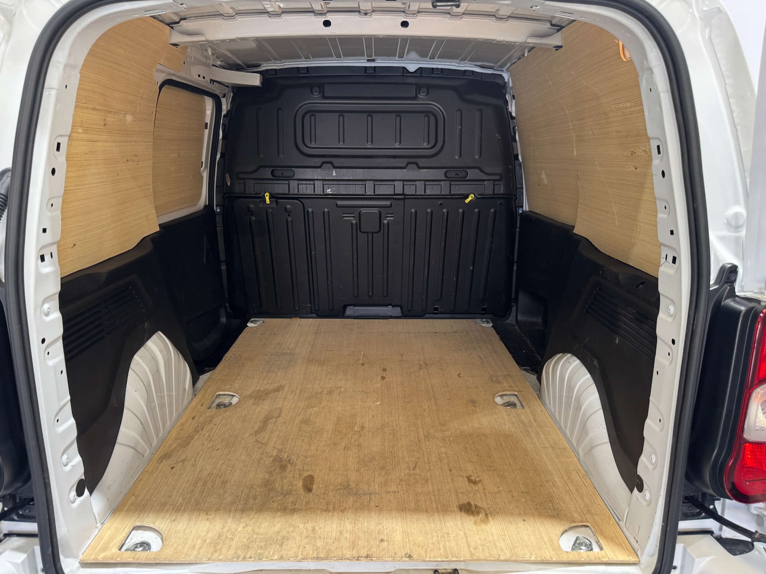 Used Peugeot Partner 2024 for sale - 76601667: Photo 36