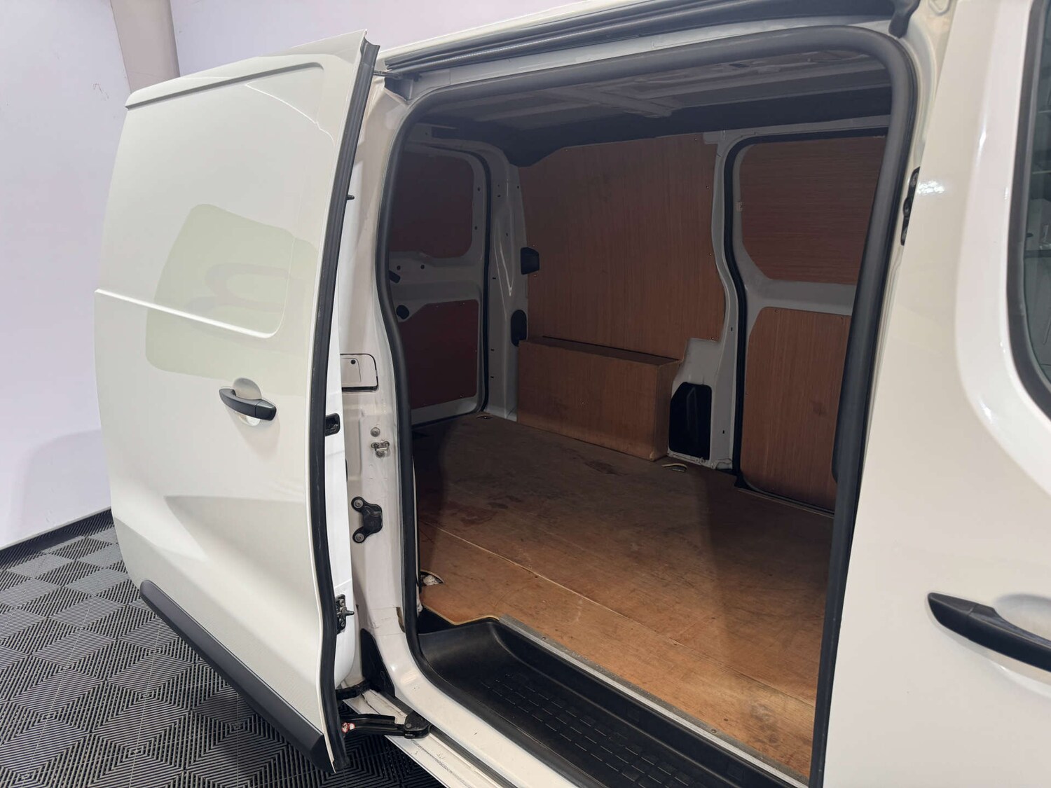 Vehicle 27