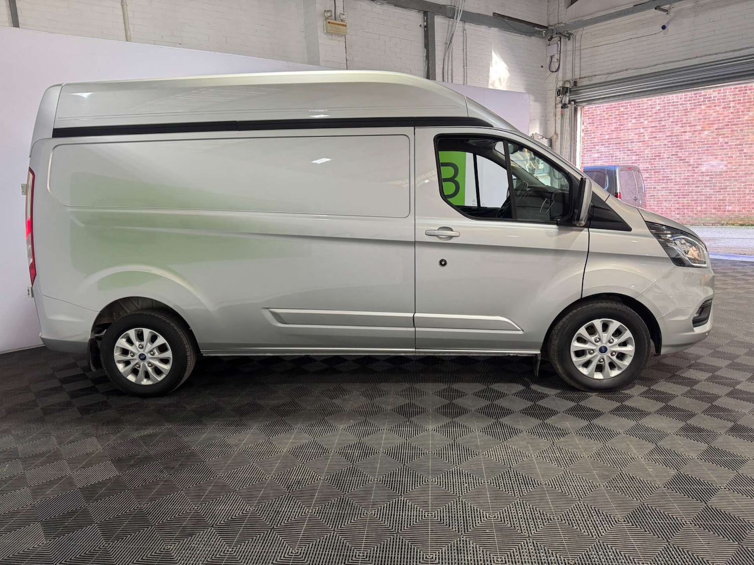 Used Ford Transit Custom 2023 for sale - 77022528: Photo 9