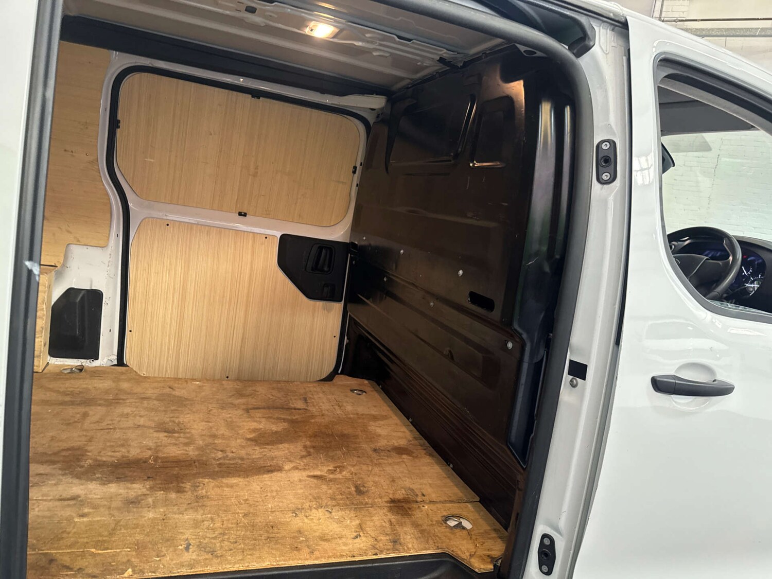 Used Citroen Dispatch 2023 for sale - 78068248: Photo 28