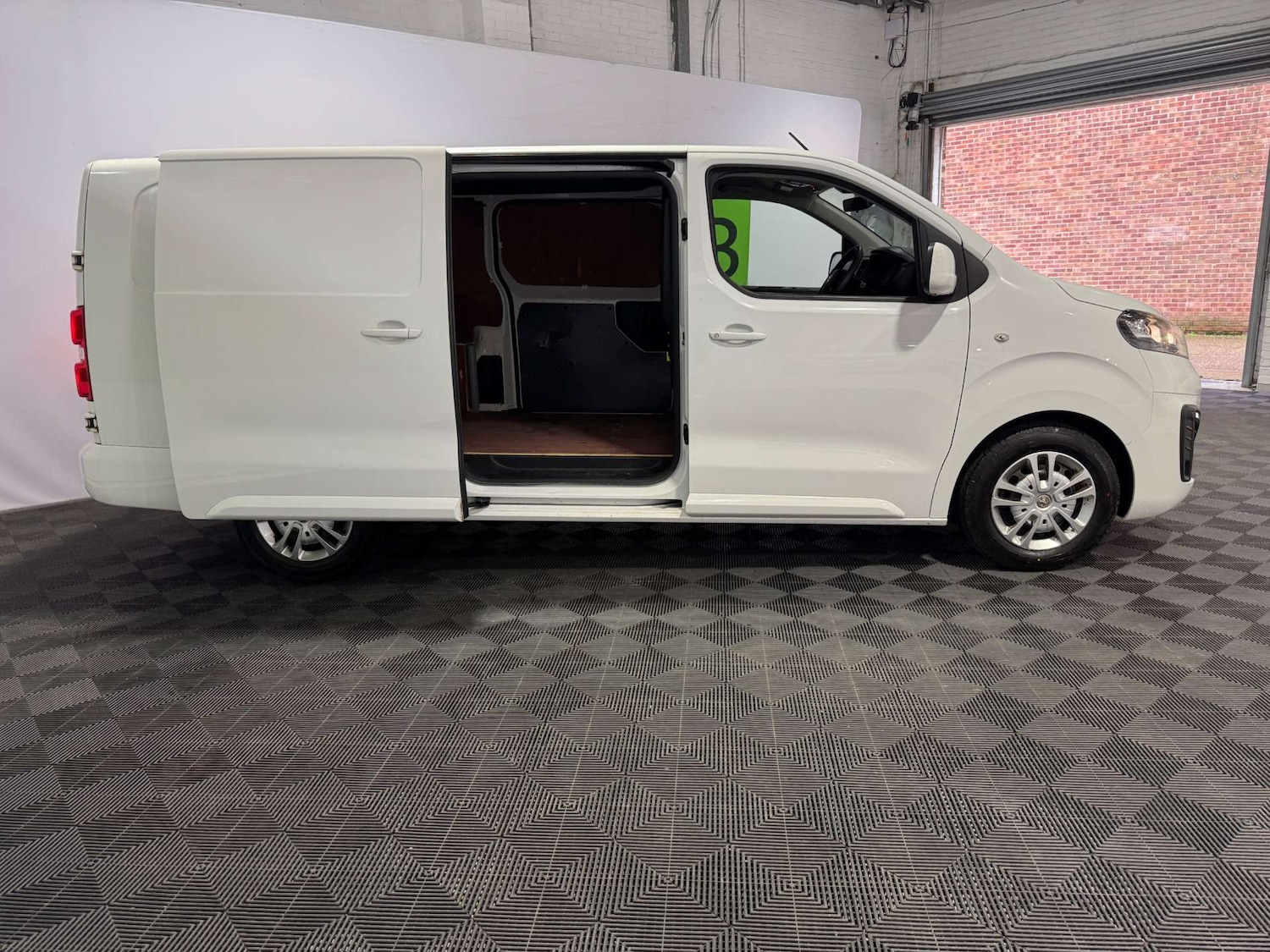 Used Vauxhall Vivaro 2020 for sale - 76921219: Photo 12