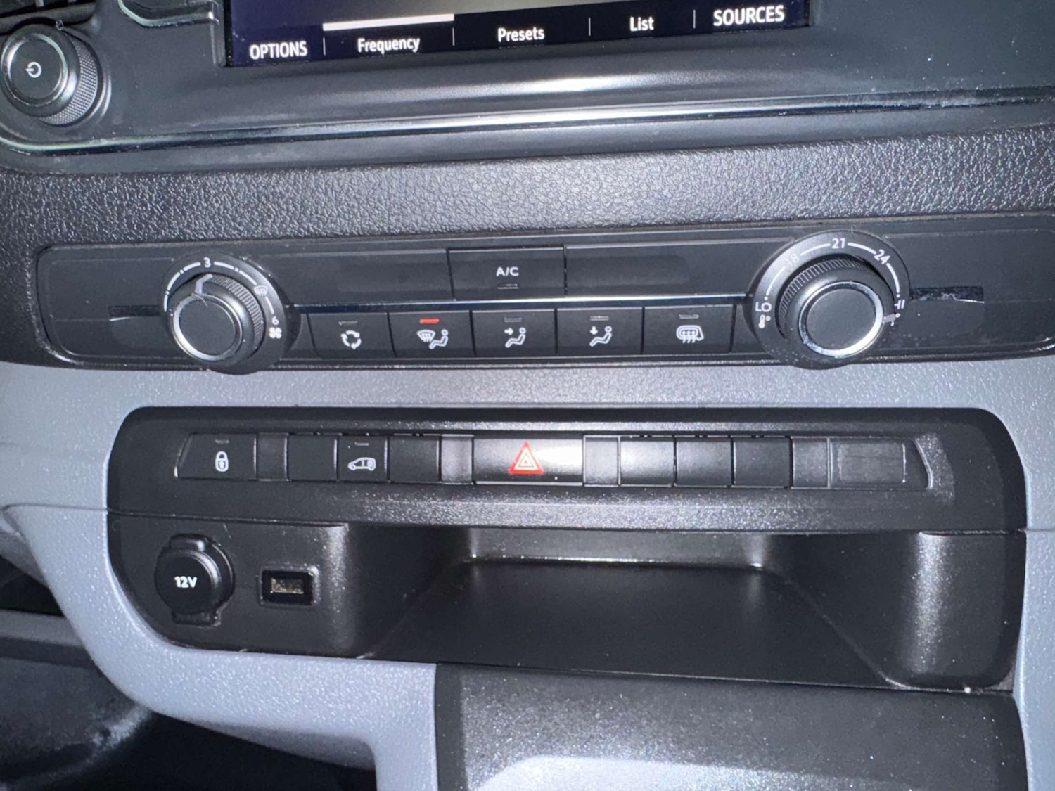 Used Vauxhall Vivaro 2020 for sale - 76921219: Photo 18