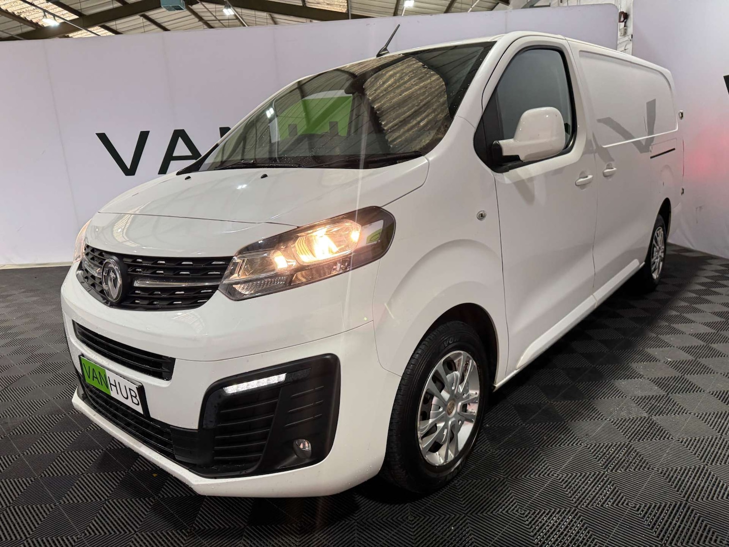 Used Vauxhall Vivaro 2020 for sale - 76921219: Photo 6