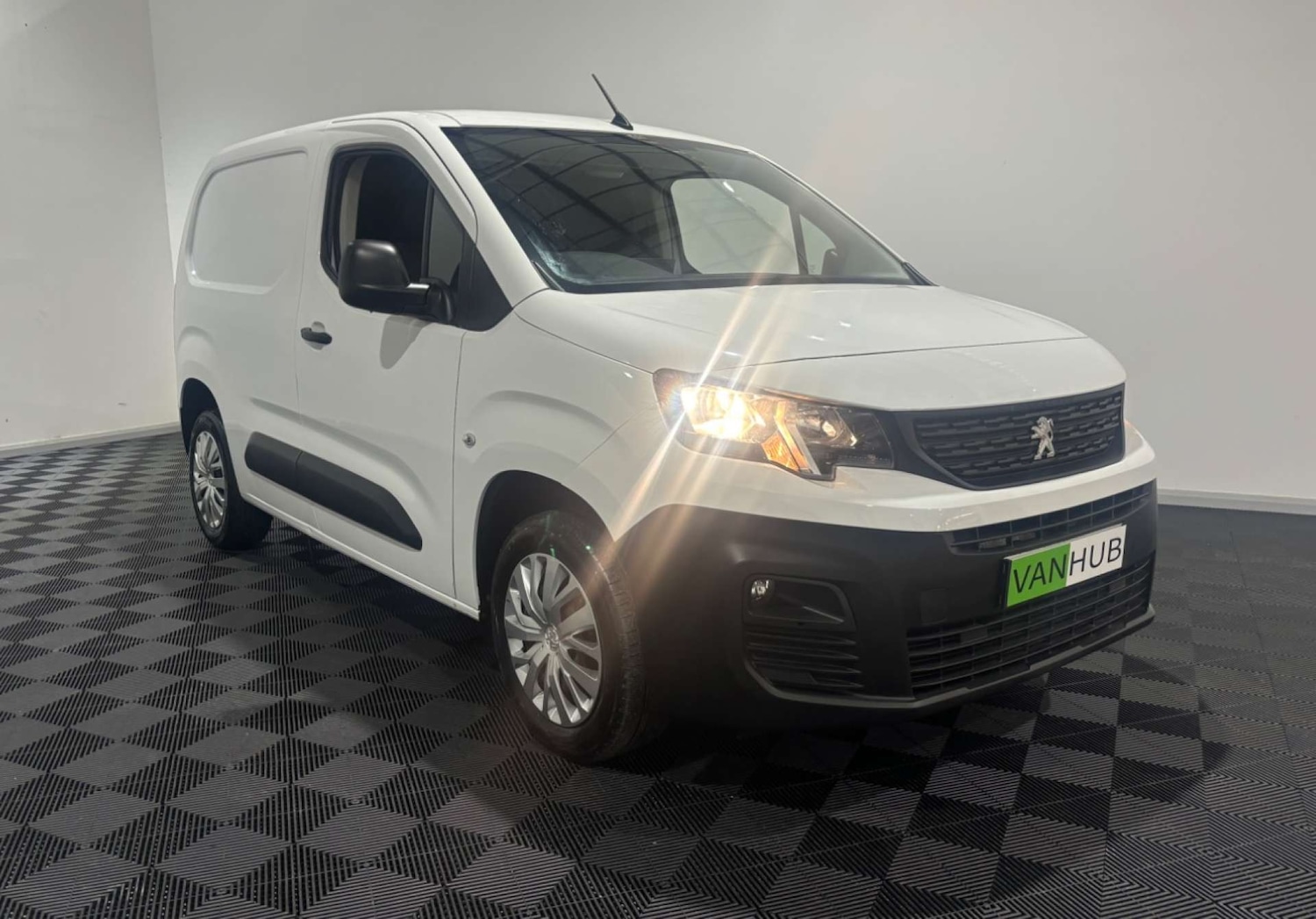 Used Peugeot Partner 2021 for sale - 76278340: Photo 1