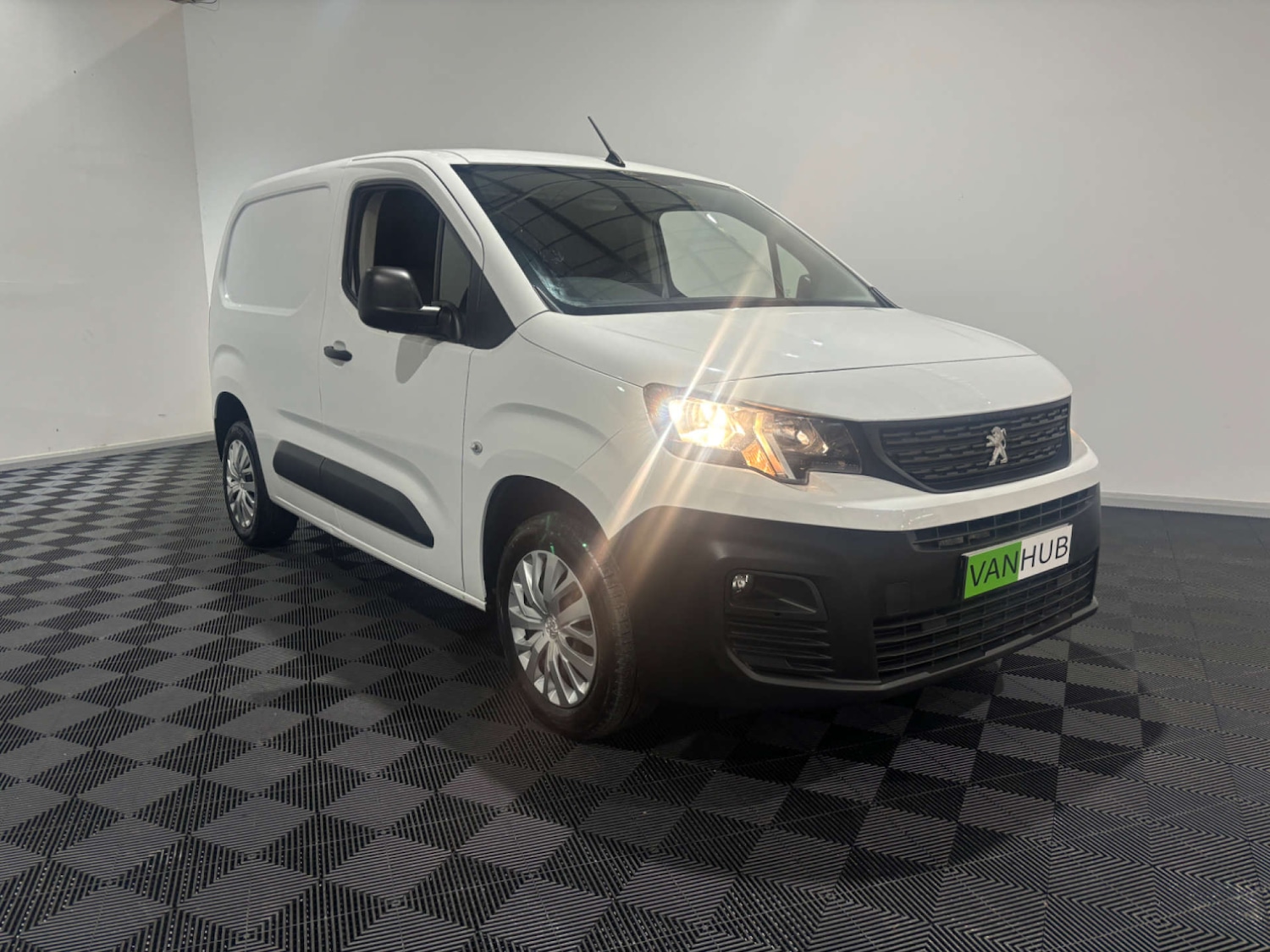 Used Peugeot Partner 2021 for sale - 76278340: Photo 9