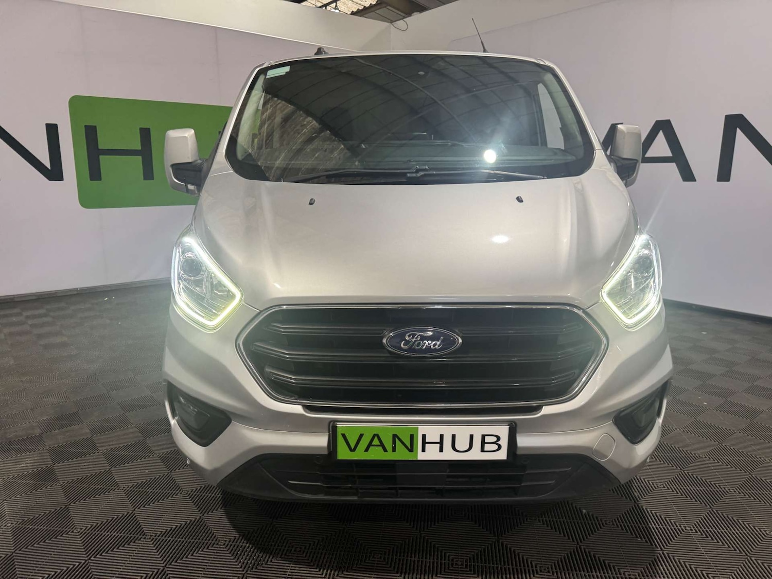 Used Ford Transit Custom 2022 for sale - 76601749: Photo 2