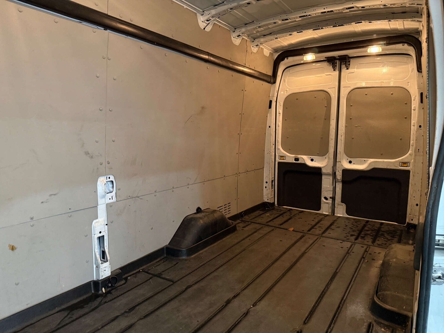 Used Ford Transit 2022 for sale - 76481400: Photo 30