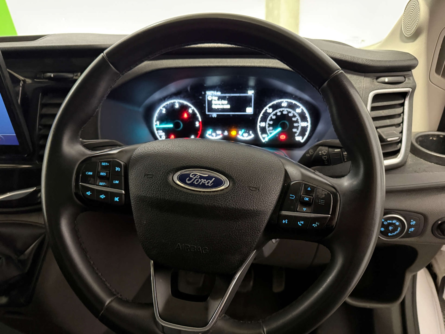 Used Ford Transit 2022 for sale - 76481400: Photo 32