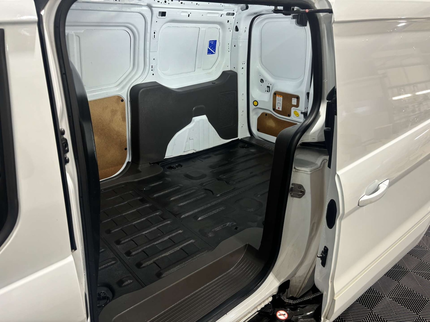 Used Ford Transit Connect 2023 for sale - 76601059: Photo 23