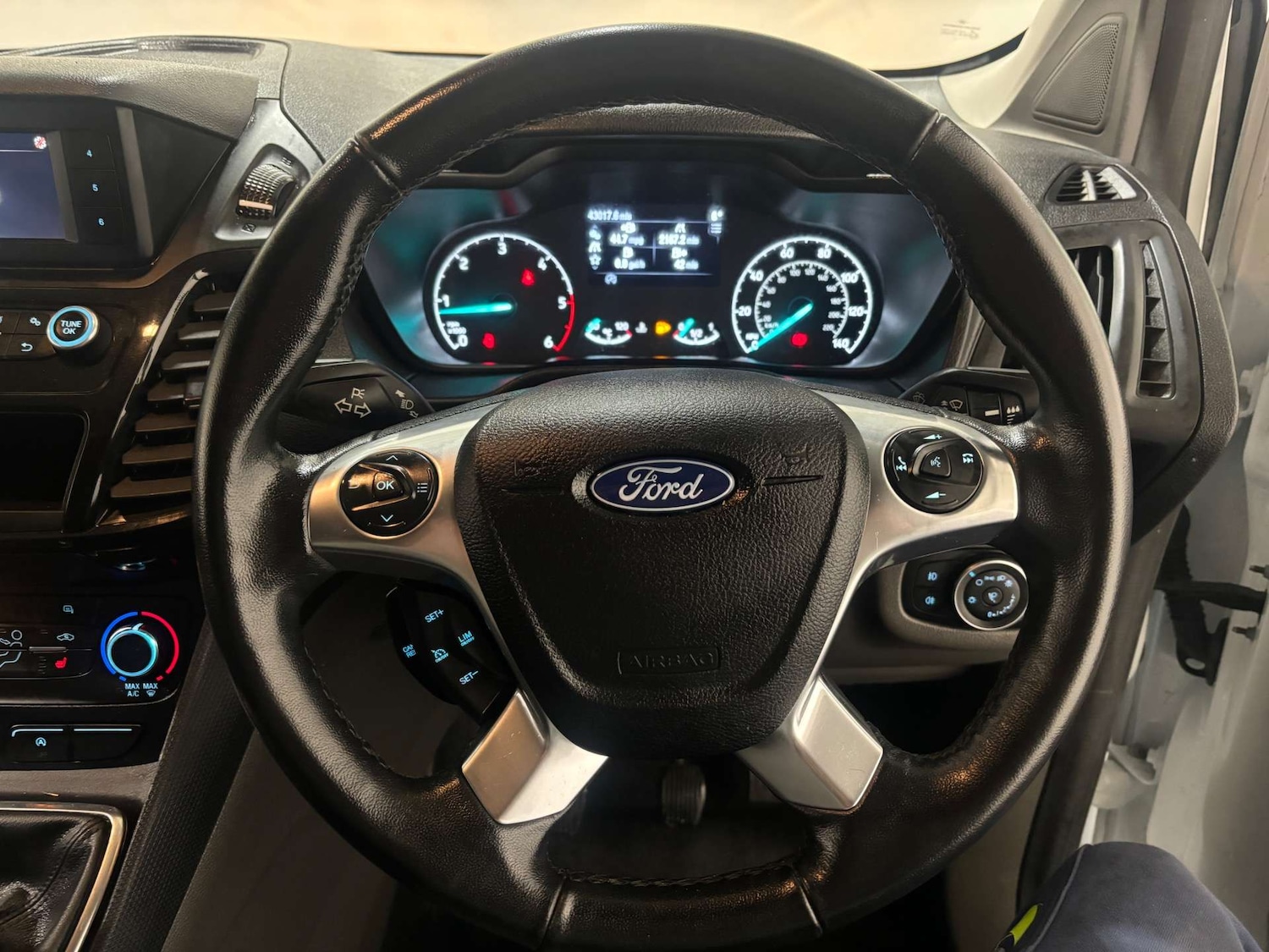 Used Ford Transit Connect 2023 for sale - 76601059: Photo 25