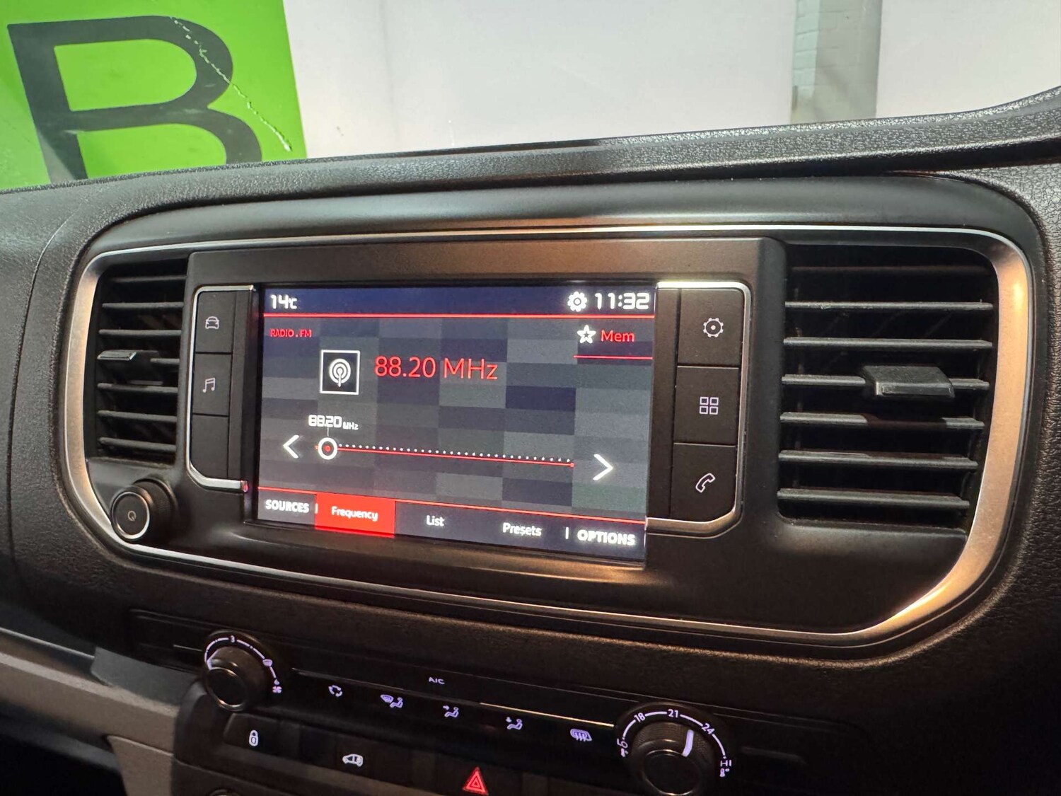 Used Citroen Dispatch 2022 for sale - 76490996: Photo 20