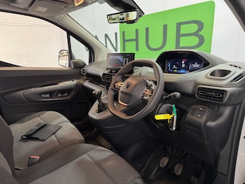 Used Peugeot Partner 2024 for sale - 75356996: Photo
