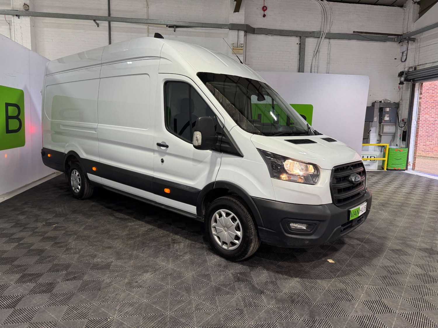 Used Ford Transit 2024 for sale - 76663144: Photo 1
