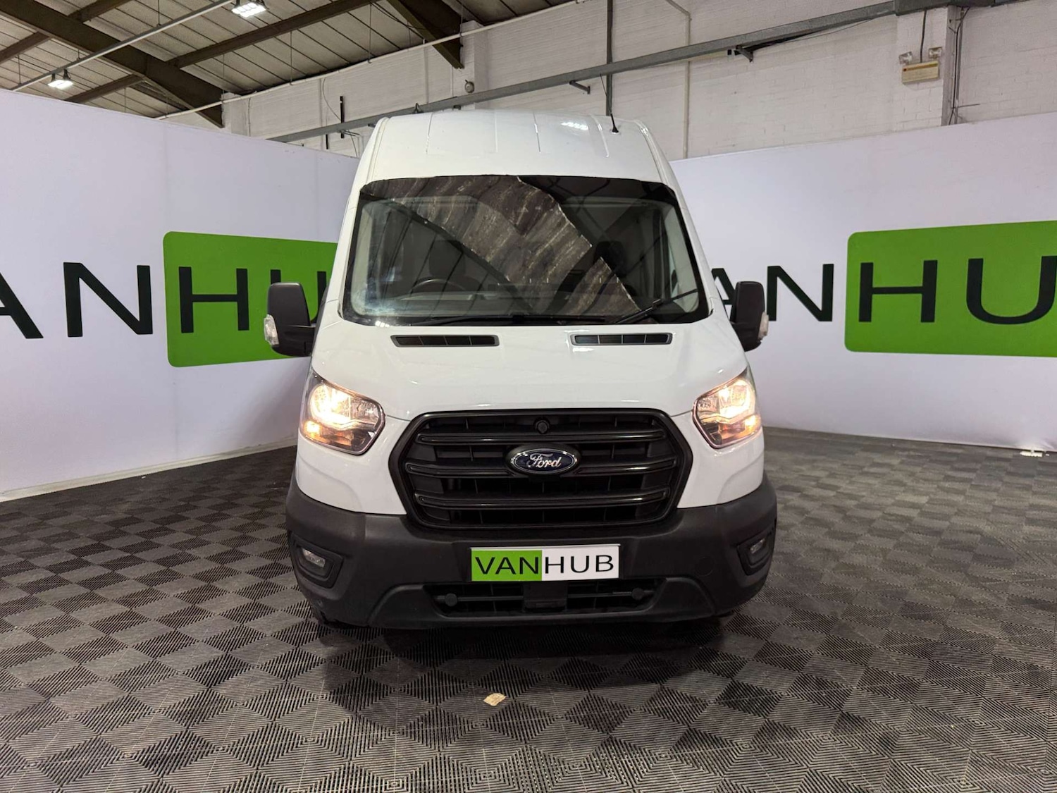 Used Ford Transit 2024 for sale - 76663144: Photo 2