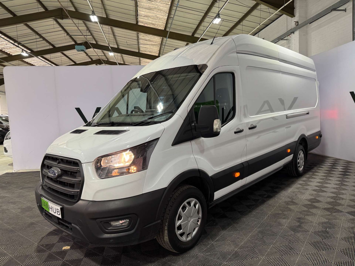 Used Ford Transit 2024 for sale - 76663144: Photo 3