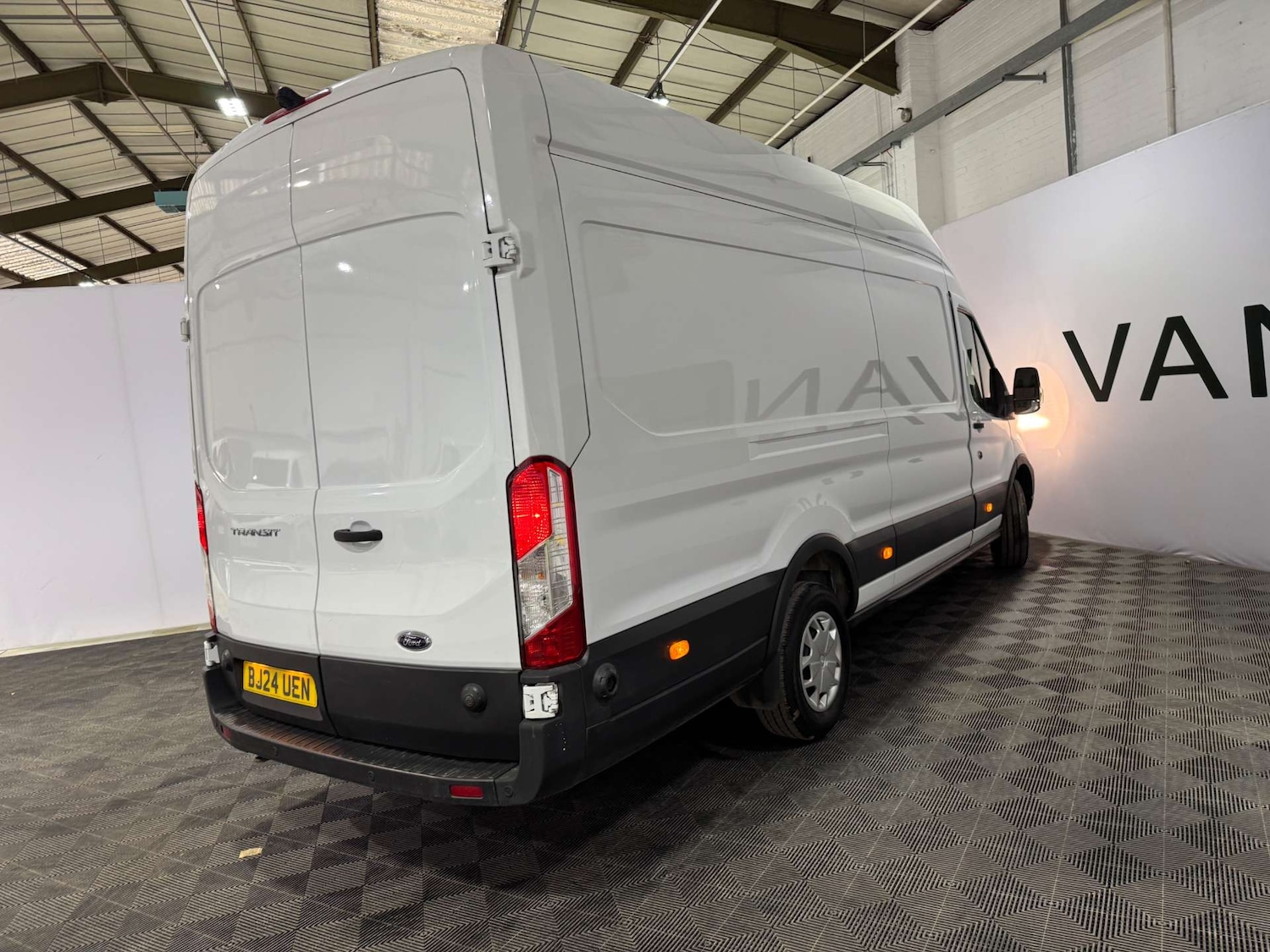 Used Ford Transit 2024 for sale - 76663144: Photo 8