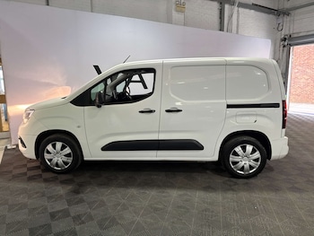 Used Vauxhall Combo 2020 for sale - 78106735: Photo