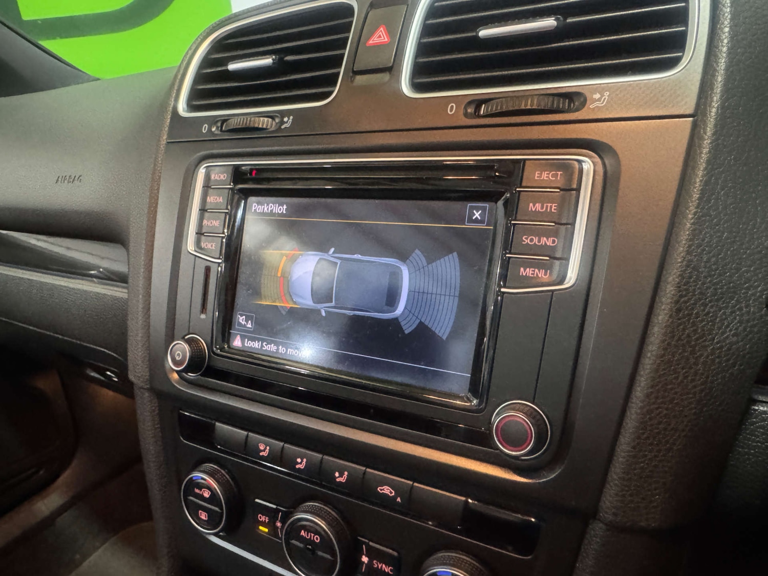 Used Volkswagen Golf 2016 for sale - 77245590: Photo 29