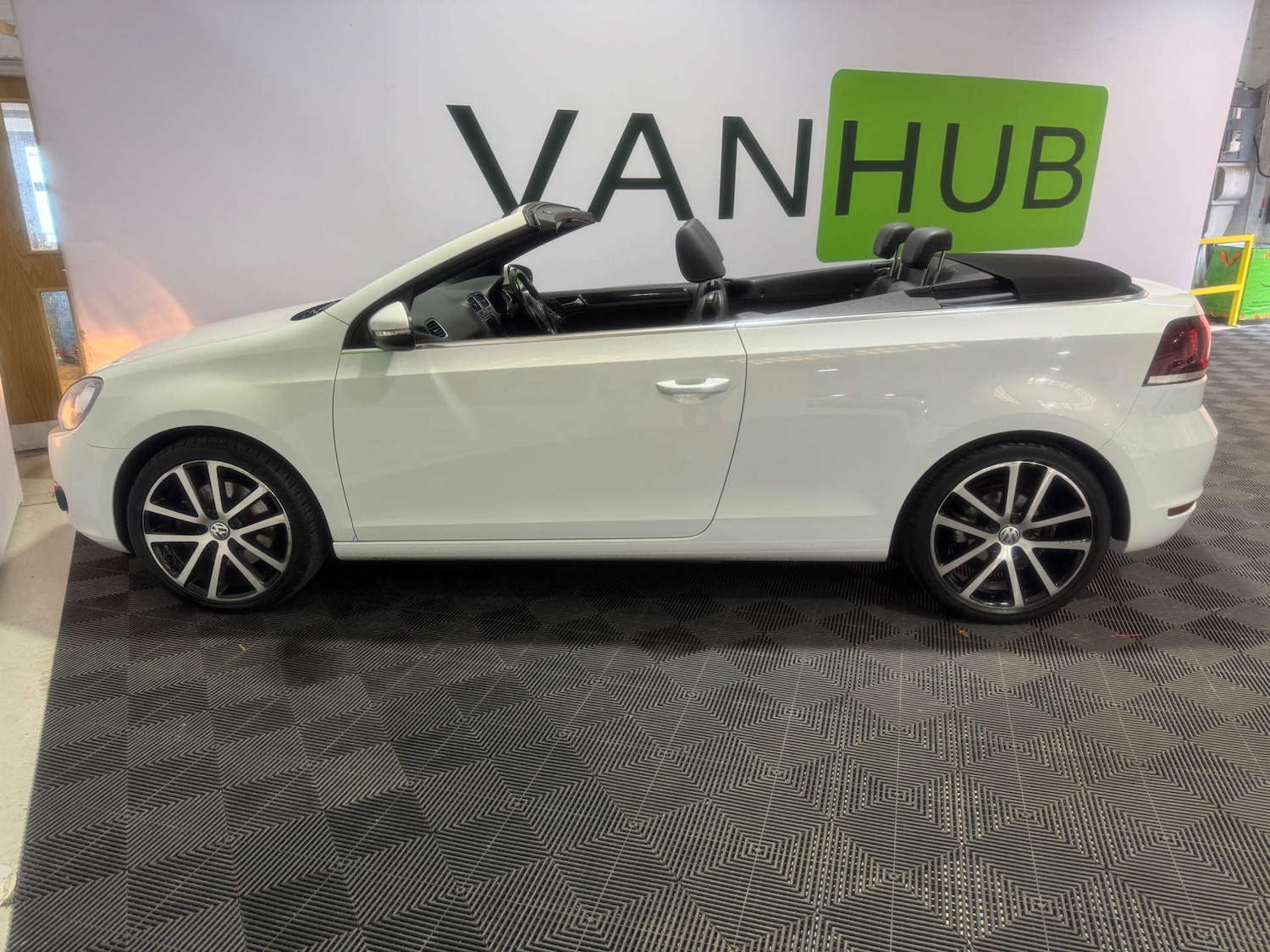 Used Volkswagen Golf 2016 for sale - 77245590: Photo 4