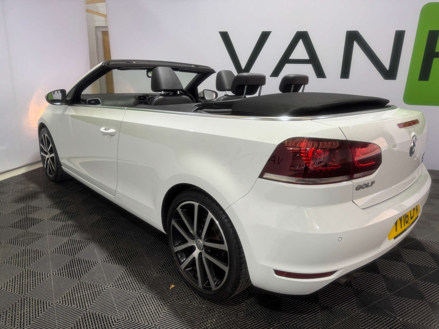 Used Volkswagen Golf 2016 for sale - 77245590: Photo 7