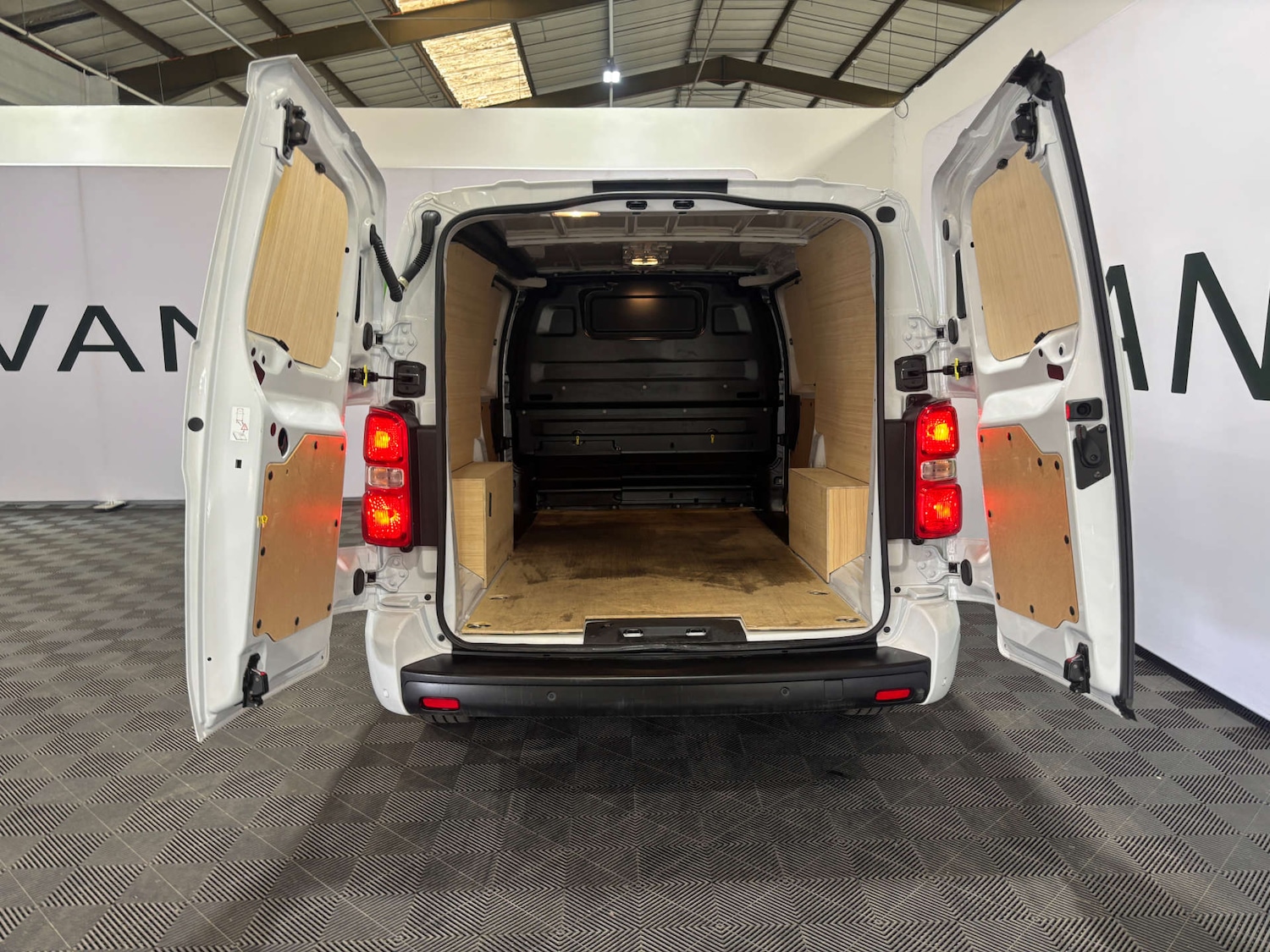 Used Citroen Dispatch 2024 for sale - 77035676: Photo 4