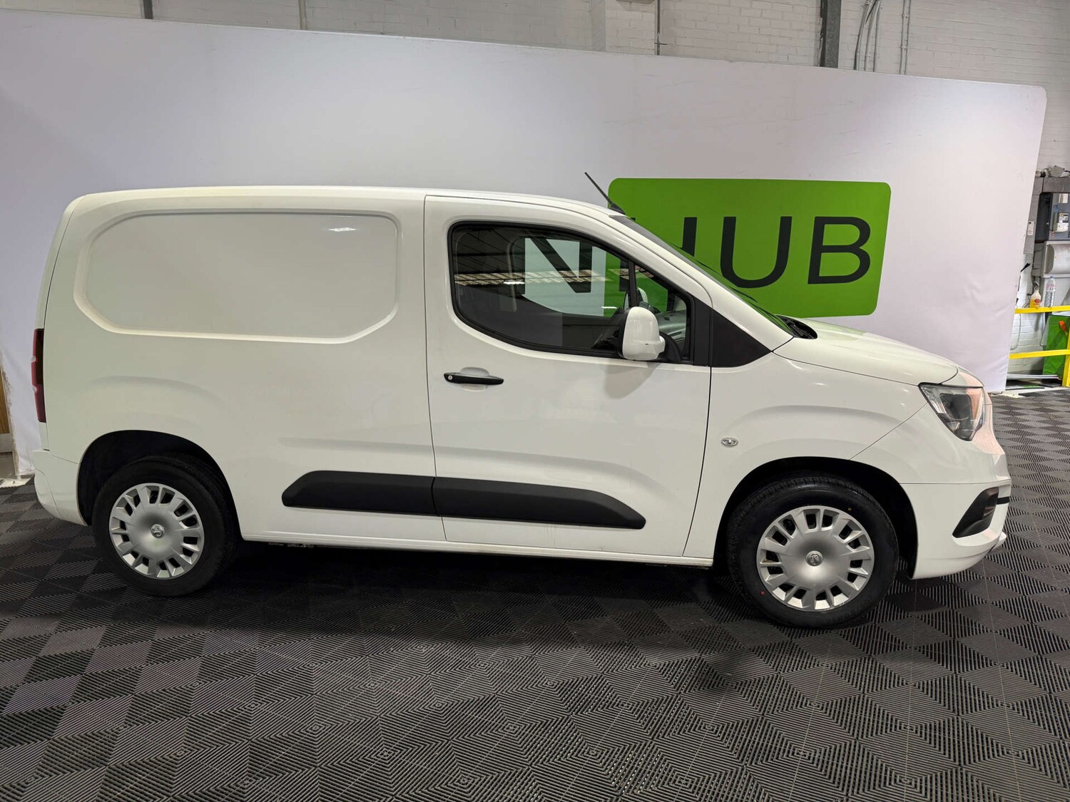 Used Vauxhall Combo 2021 for sale - 76863451: Photo 11