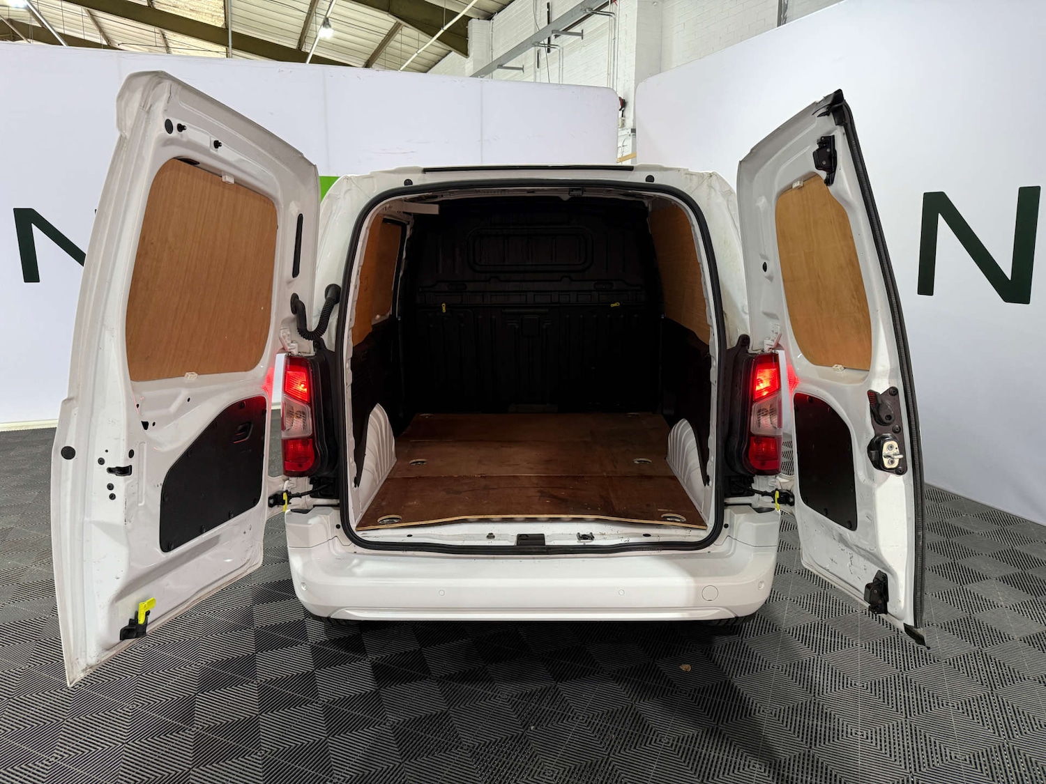 Used Vauxhall Combo 2021 for sale - 76863451: Photo 41