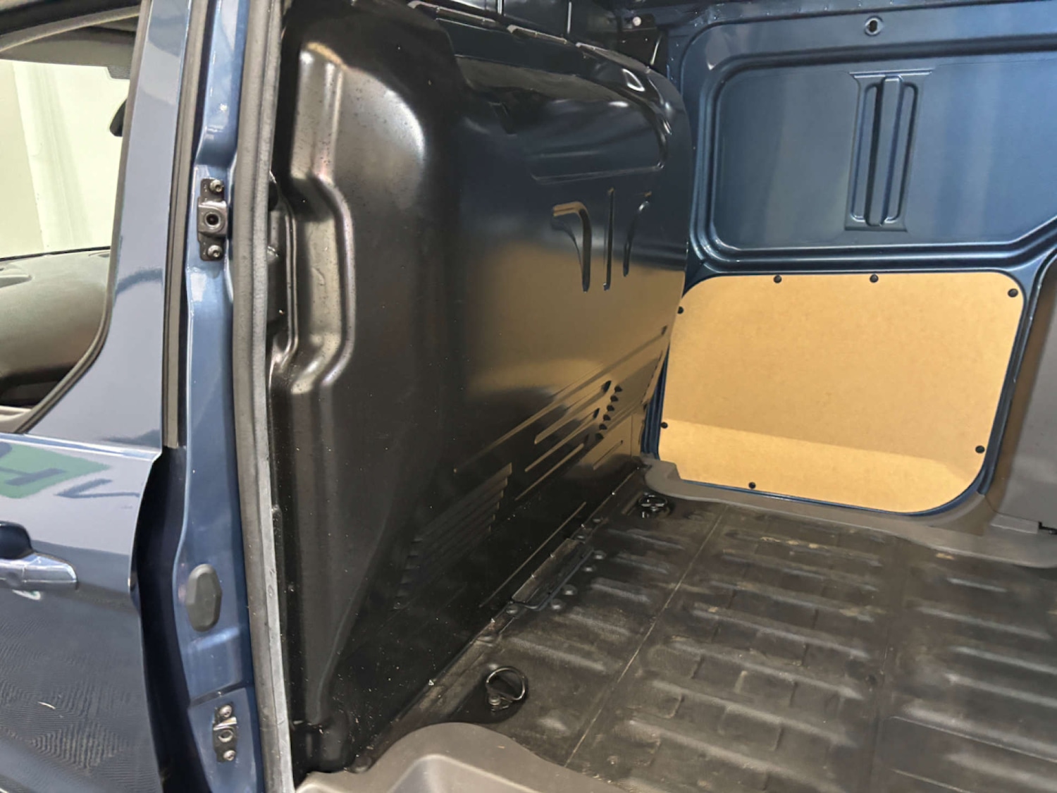 Used Ford Transit Connect 2022 for sale - 76601441: Photo 29