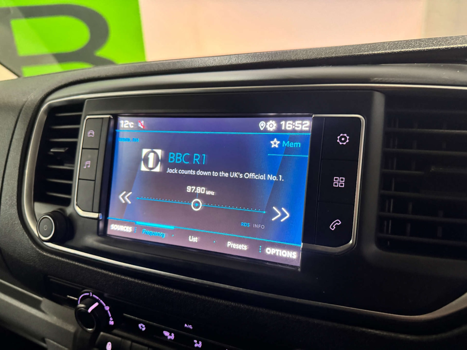 Used Peugeot Expert 2022 for sale - 77636194: Photo 25