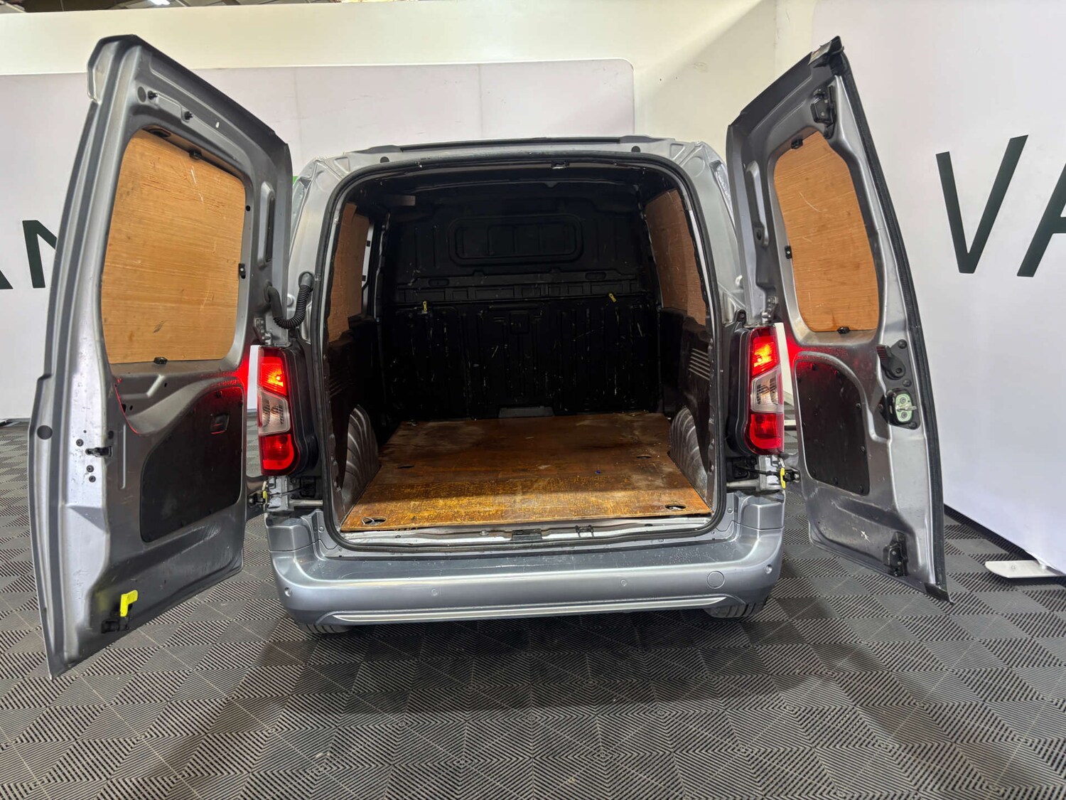 Vehicle 27