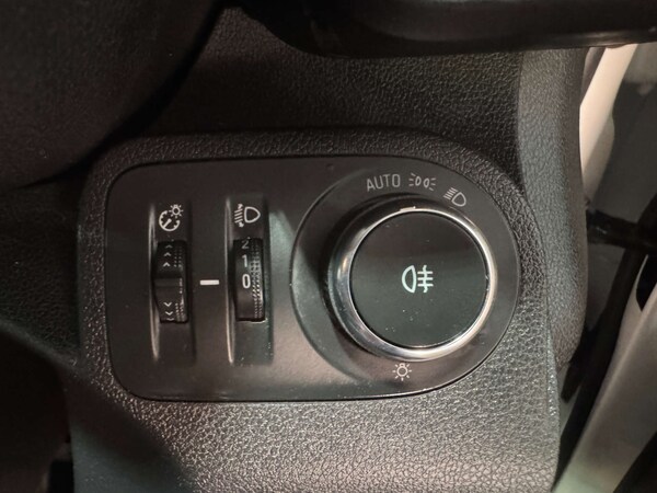 Used Vauxhall Combo 2019 for sale - 76184949: Photo 13