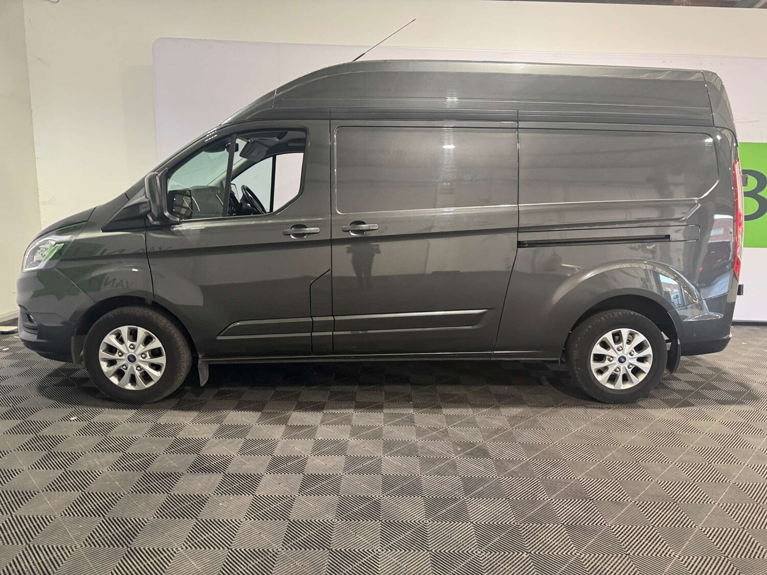 Used Ford Transit Custom 2023 for sale - 75971137: Photo 31