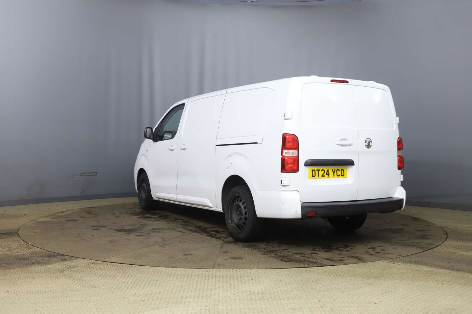 Used Vauxhall Vivaro 2024 for sale - 77434637: Photo 5