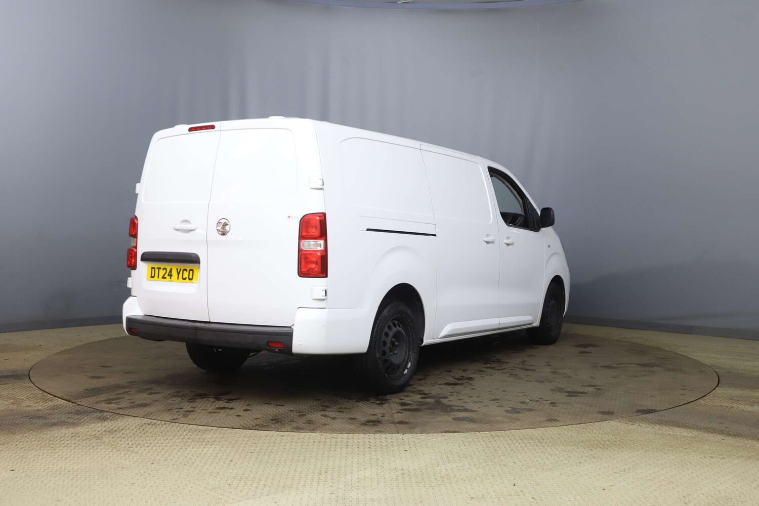 Used Vauxhall Vivaro 2024 for sale - 77434637: Photo 6