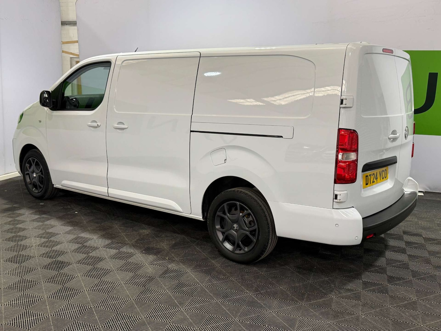 Used Vauxhall Vivaro 2024 for sale - 77434637: Photo 9